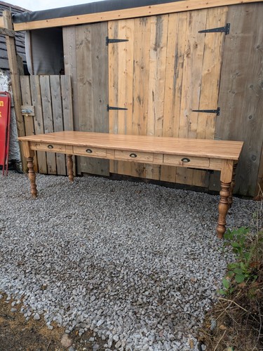 Pine farmhouse table seater - pine,