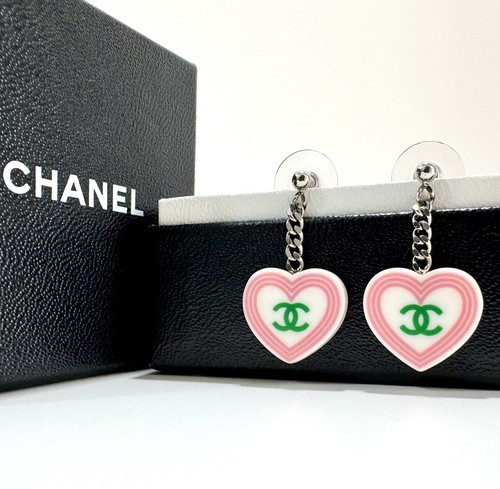 Chanel heart earrings pink - chanel,