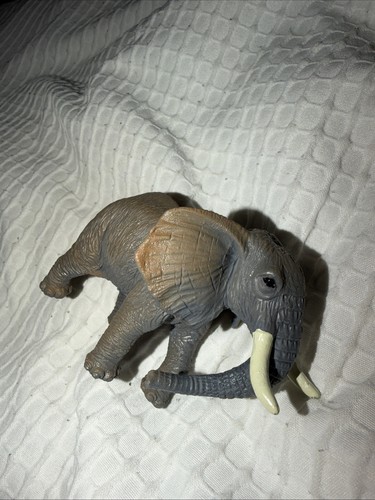 Zoo elephant figure - zoo,
