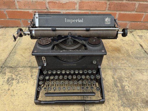 Vintage imperial typewriter - imperial,