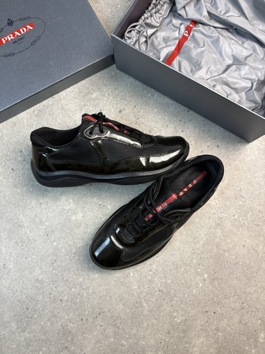 Prada cups black uk5 eu39 - black,