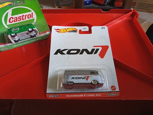 Hot wheels premium koni t1 - hot,