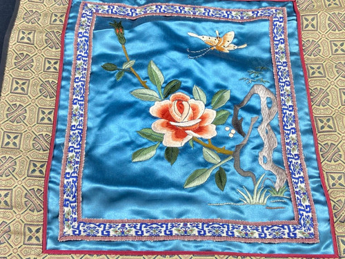 Silk embroidery with floral - with,