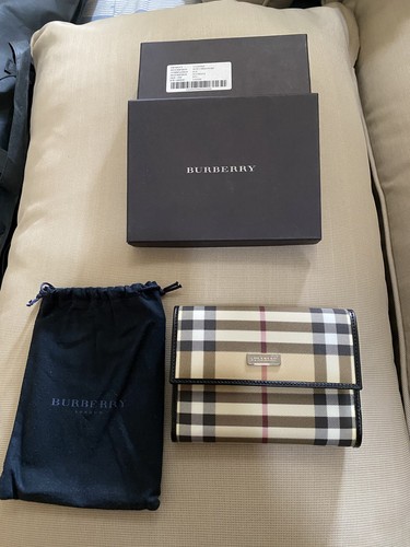 Burberry women purse - women’s,