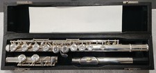 Pearl PF-525E Quantz Flute With Case And Carry Bag. Ex-demo.