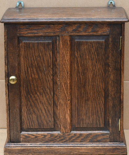 Small old oak wooden - oak, single