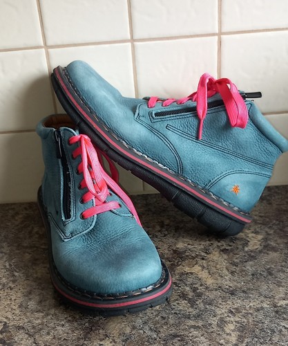Art company blue assen ankle - art,