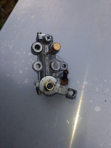 Gp100 gp125 oil pump unit - gp100,