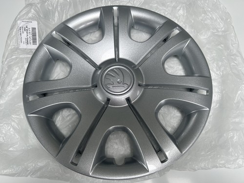 Skoda fabia wheel hub - 2,