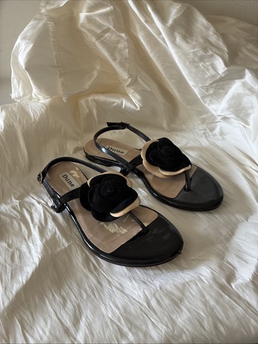Black cream toe - black, sandals