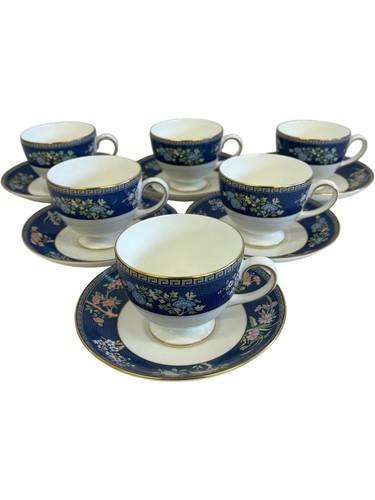 Wedgwood blue siam - siam, bone