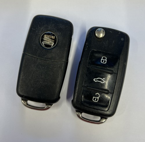 Genuine seat button - seat, 3