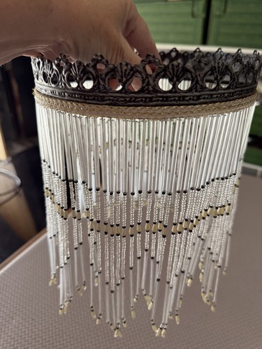 Vintage white beaded ceiling - white,