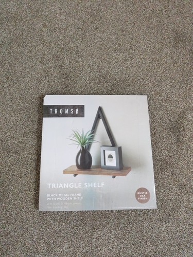Rustic oak triangle shelf - oak,