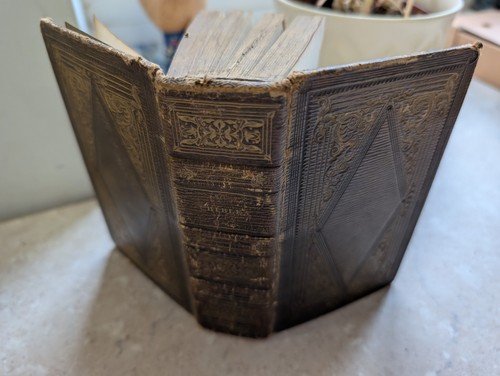 Holy bible old - bible, &