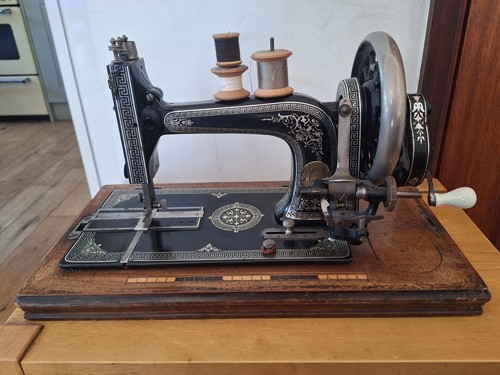 Antique dietrich vesta shuttle - antique,