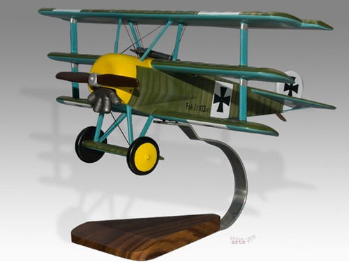 Fokker triplane werner - dr.1,