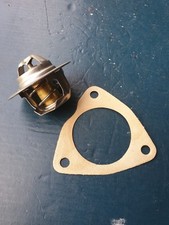 Rover P4 95/100/110, P5 3 Litre, Land Rover 2.6 82° Thermostat & Gasket