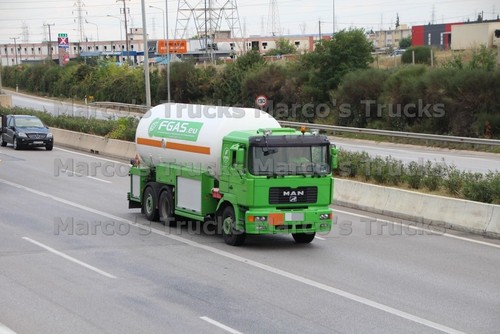 Truck photo man f2000 tanker - truck,