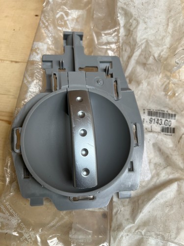 9143 inner left - left, handle