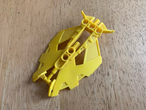 Lego yellow bionicle panel - lego,