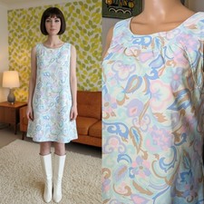 Vintage 60s Silky Swirl Floral
