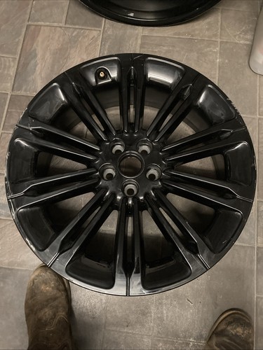 Genuine range rover - genuine, velar