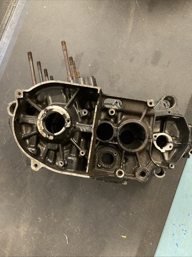Suzuki rg250 gamma - rg250, cases