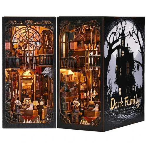 Dracula family model - family,