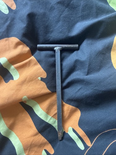 Bus drivers key - bus, t