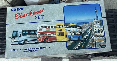 Corgi blackpool set plaxton - blackpool,