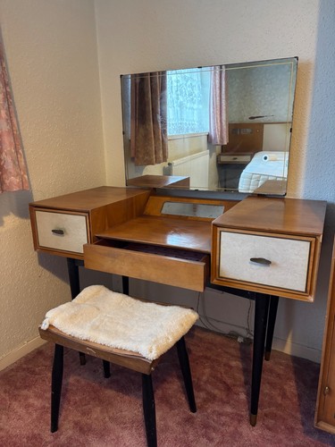 Wrighton vintage bedroom - wrighton,