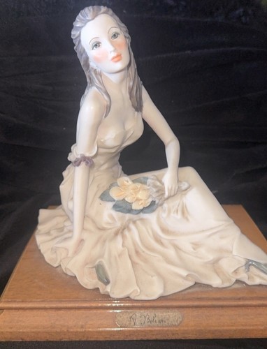Auro belcari lilies figurine - auro,