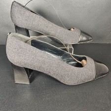 Stuart Weitzman Russel & Bromley Grey Tweed Cappy Court Heels UK7.5 EU40.5
