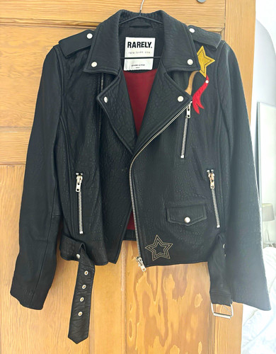 Rarely black sheep - rarely, leather