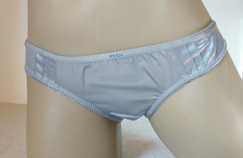 Pretty silver satin - ,