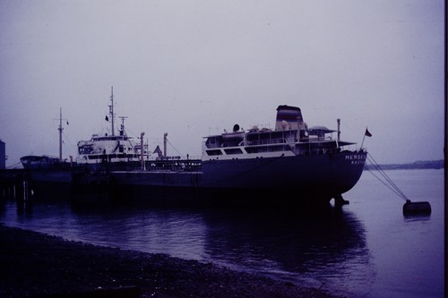 Mersea shipping boat 35mm - ***,