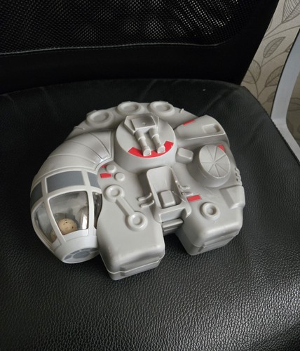 Star wars millenium falcon - wars,