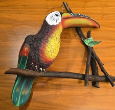 Amazing Life Size Large Toucan