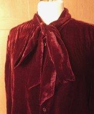 Deep dark Red velvet pussy bow