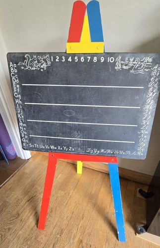Vintage wooden easel - vintage,