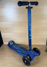 Micro MAXI Blue Three Wheeled Kids Push Scooter -Removable Bars (Not LED Wheels)