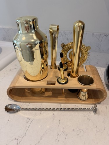 Gold bartender kit with - bartender, bamboo