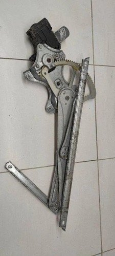 Toyota front left door - c-hr,