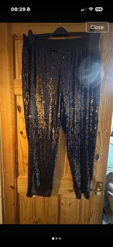 Capsule black sequin - ✨,