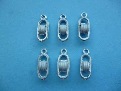 Model boat cast white metal - cast,