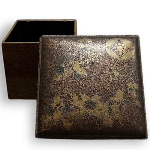 Japanese lacquered box edo - japanese,