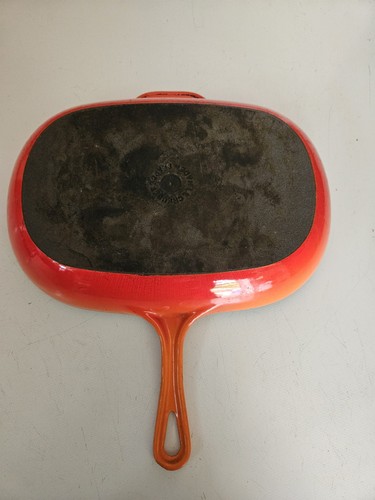 Creuset enamelled cast iron - enamelled,