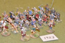 25mm MEDIEVAL / VIKING - 30 VIKINGS - (1923)