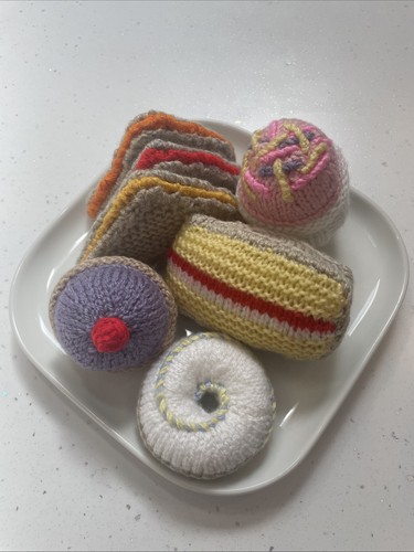 Hand knitted kids - hand, role